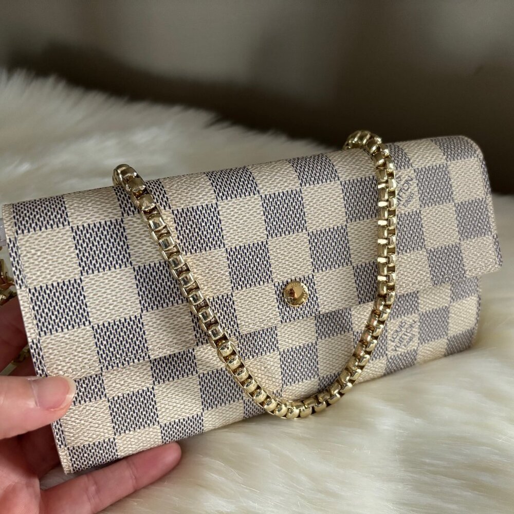 100% Authentic Louis Vuitton Damier Azur Sarah Wallet